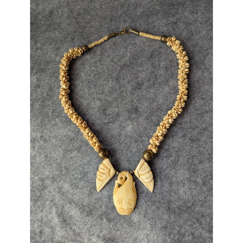 Vintage Hand Carved Stone  Beads Necklace 13"  Designed Ivory